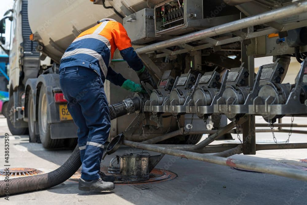 Trump's Russian Molecule Deal, India's Steel Growth, and Container Market Softening